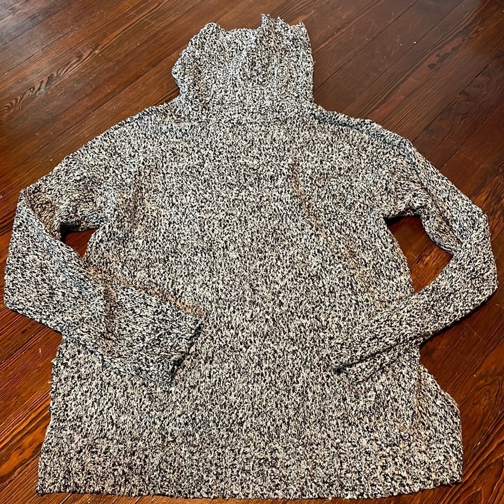 Kerisma Women’s Black and Gray Sweater Size S